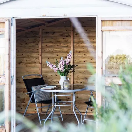 Feriehus Finest Retreats - The Lighthouse Hide *