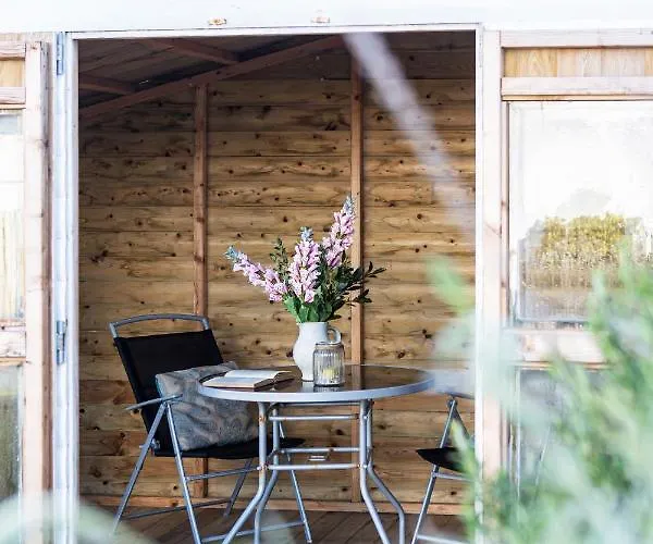 Holiday home Finest Retreats - The Lighthouse Hide *