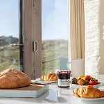Finest Retreats - The Lighthouse Hide Rampside